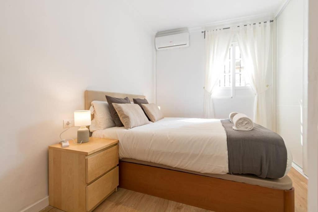 Justino Triana Central By Valcambre Sevilla Exteriér fotografie