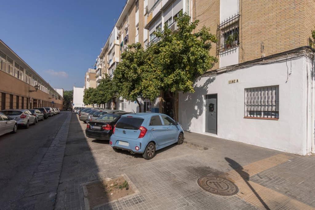 Justino Triana Central By Valcambre Sevilla Exteriér fotografie